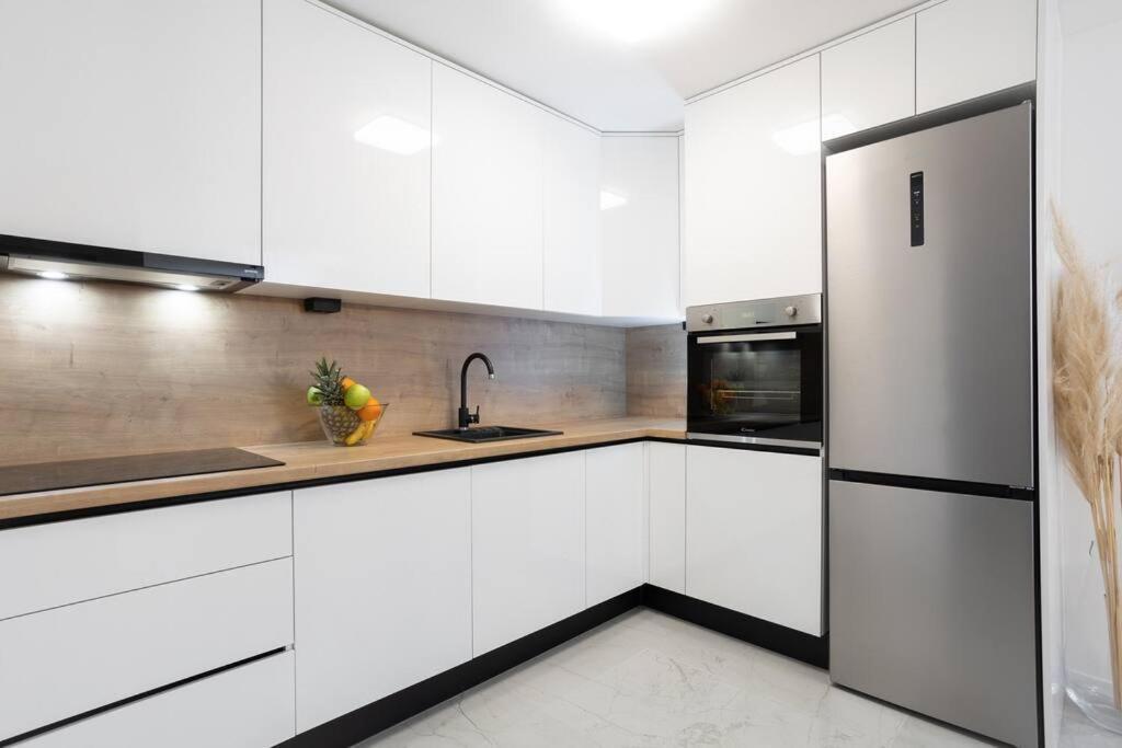 Apartment Glow สปลิท ภายนอก รูปภาพ