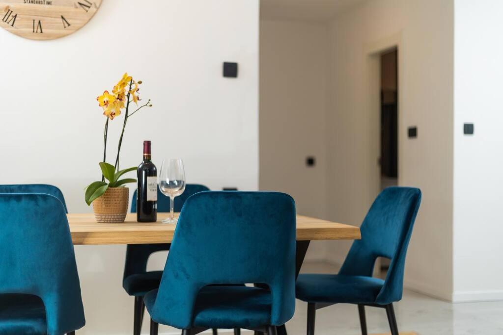 Apartment Glow สปลิท ภายนอก รูปภาพ