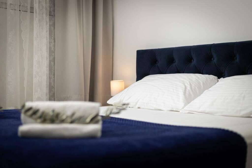 Apartment Glow สปลิท ภายนอก รูปภาพ