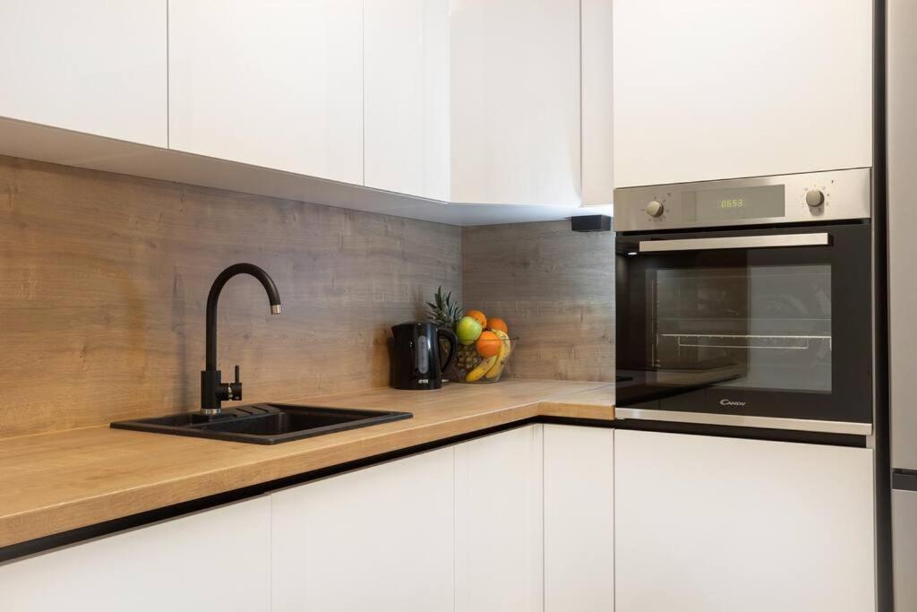 Apartment Glow สปลิท ภายนอก รูปภาพ